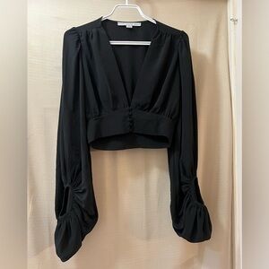 🔵HYFVE cropped top long flowy sleeve black size small